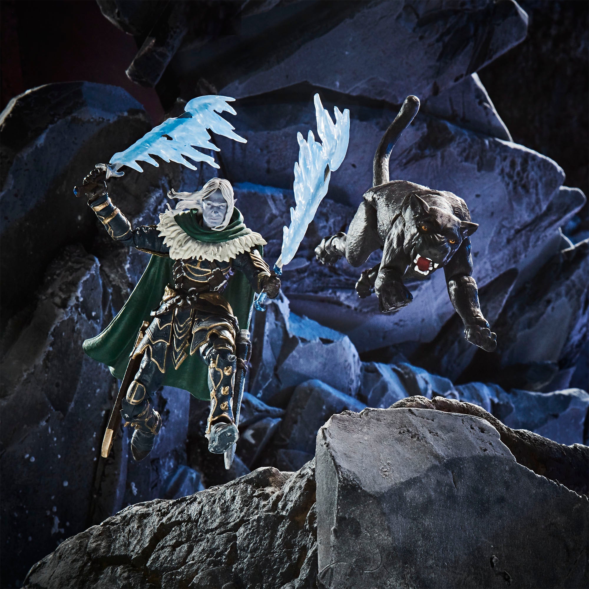 Dungeons &amp; Dragons Forgotten Realms Drizzt &amp; Guenhwyvar (Hasbro Pulse Exclusive)