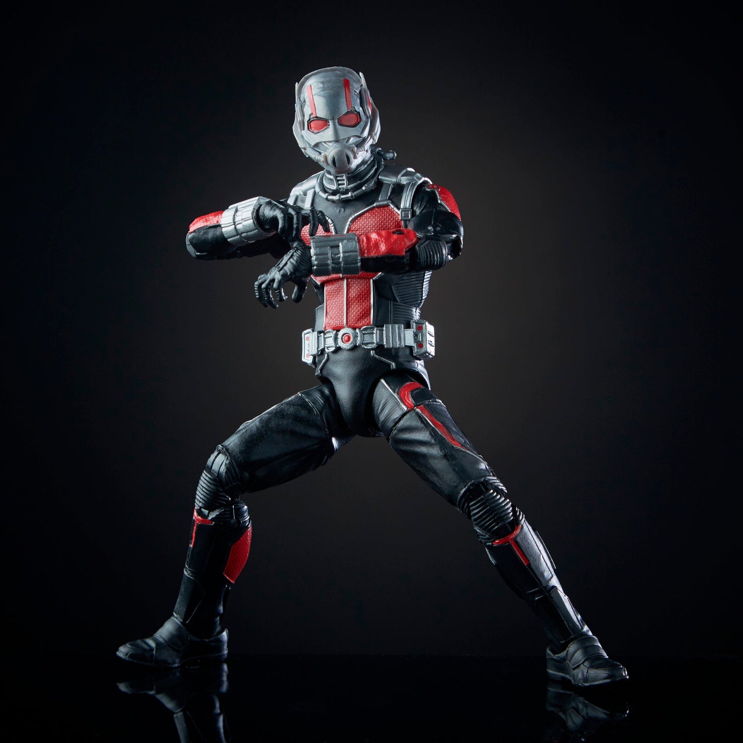 Marvel Studios: The First Ten Years Ant-Man Ant-Man and Yellowjacket Figure