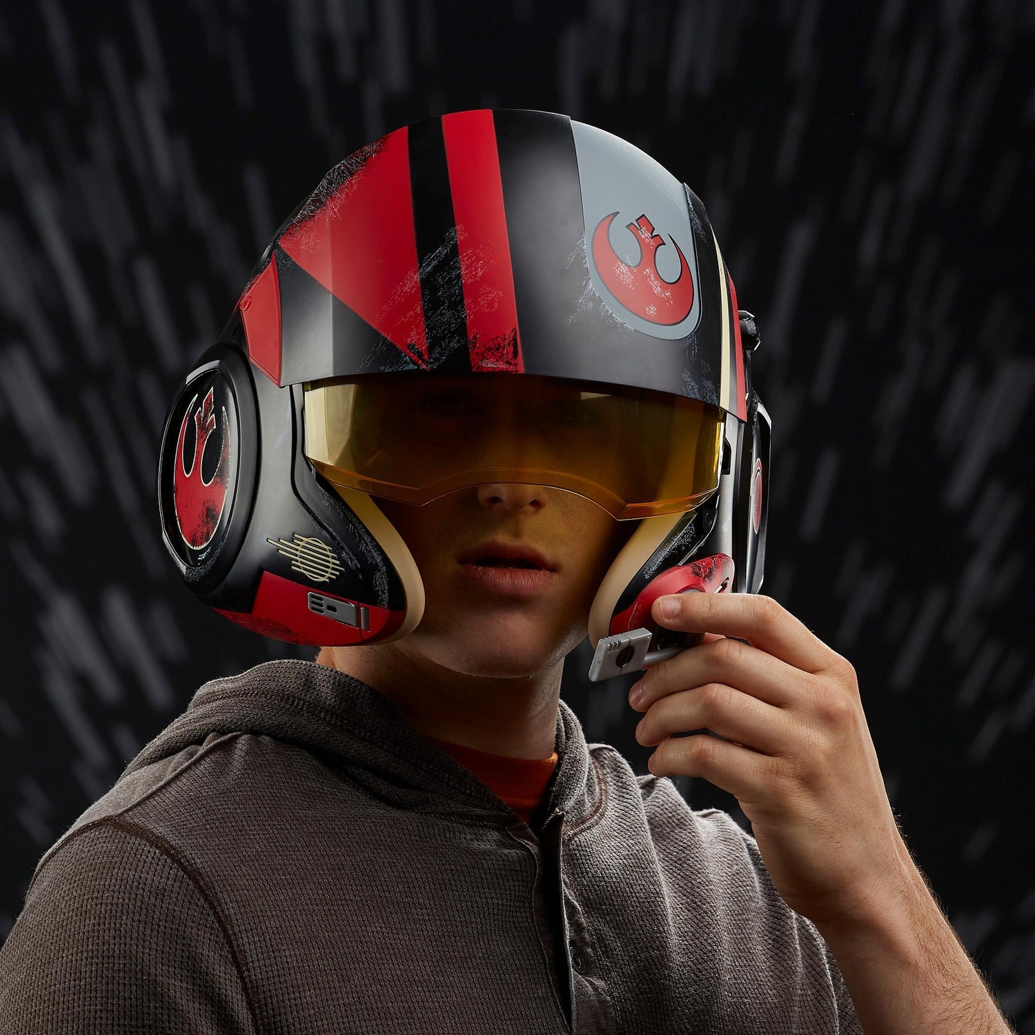 Star Wars The Black Series Poe Dameron Electronic X-Wing Pilot Helmet