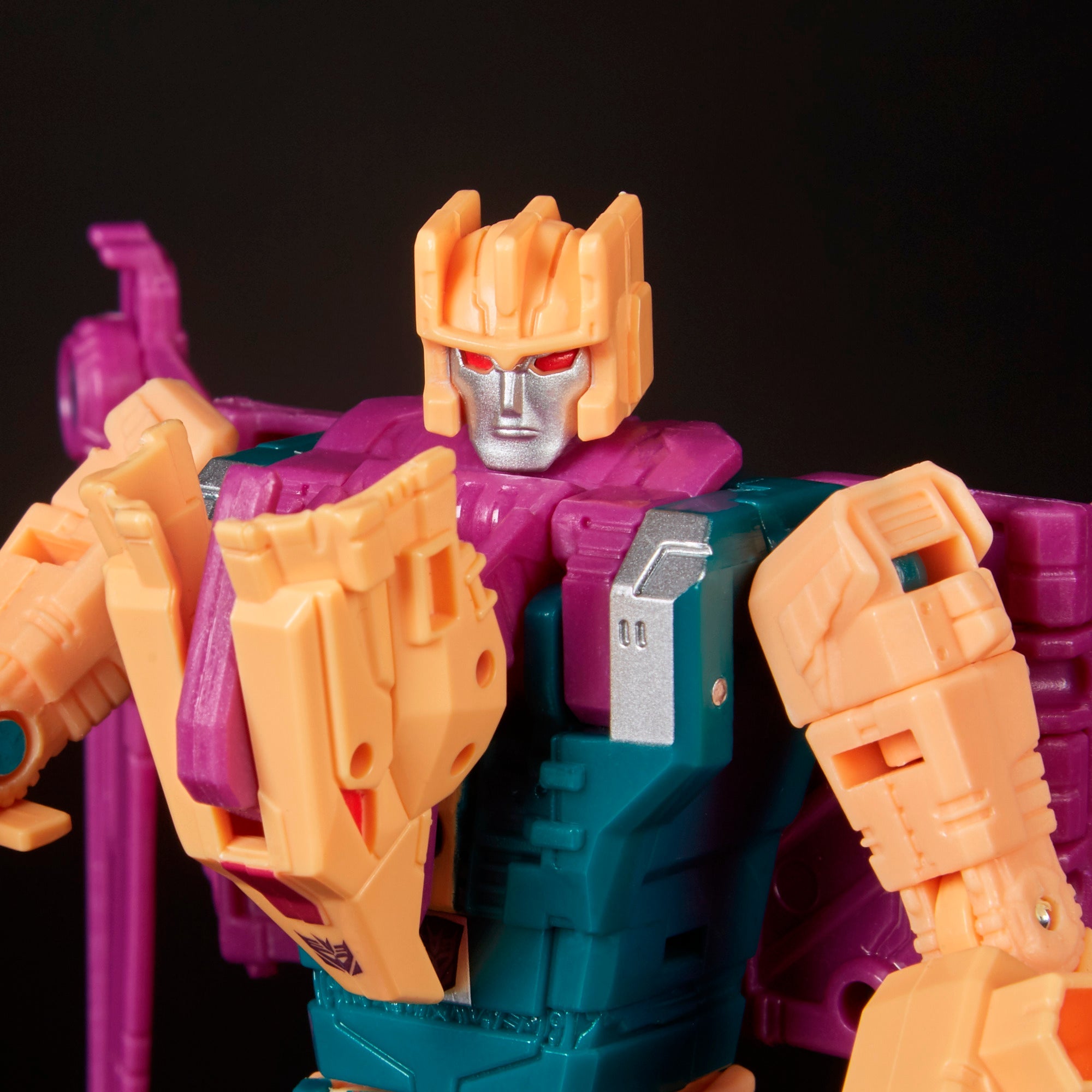 Transformers Generations Power of the Primes Deluxe Terrorcon Cutthroat Figure